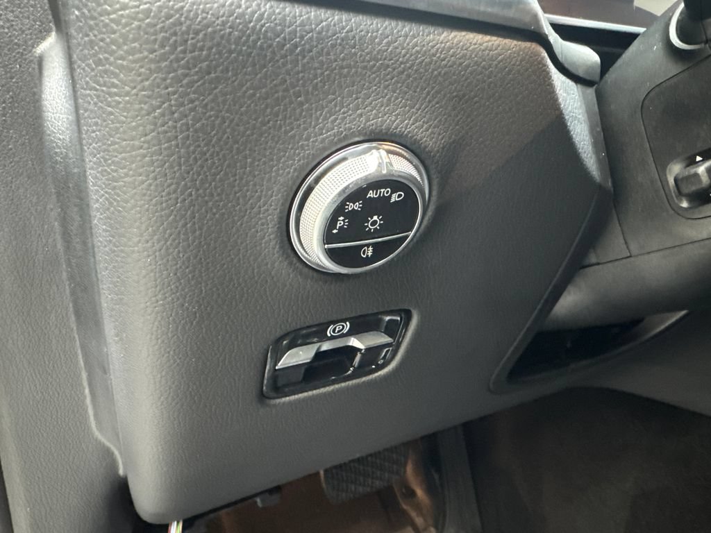 Used 2023 Mercedes-Benz GLC 300 4MATIC image 53