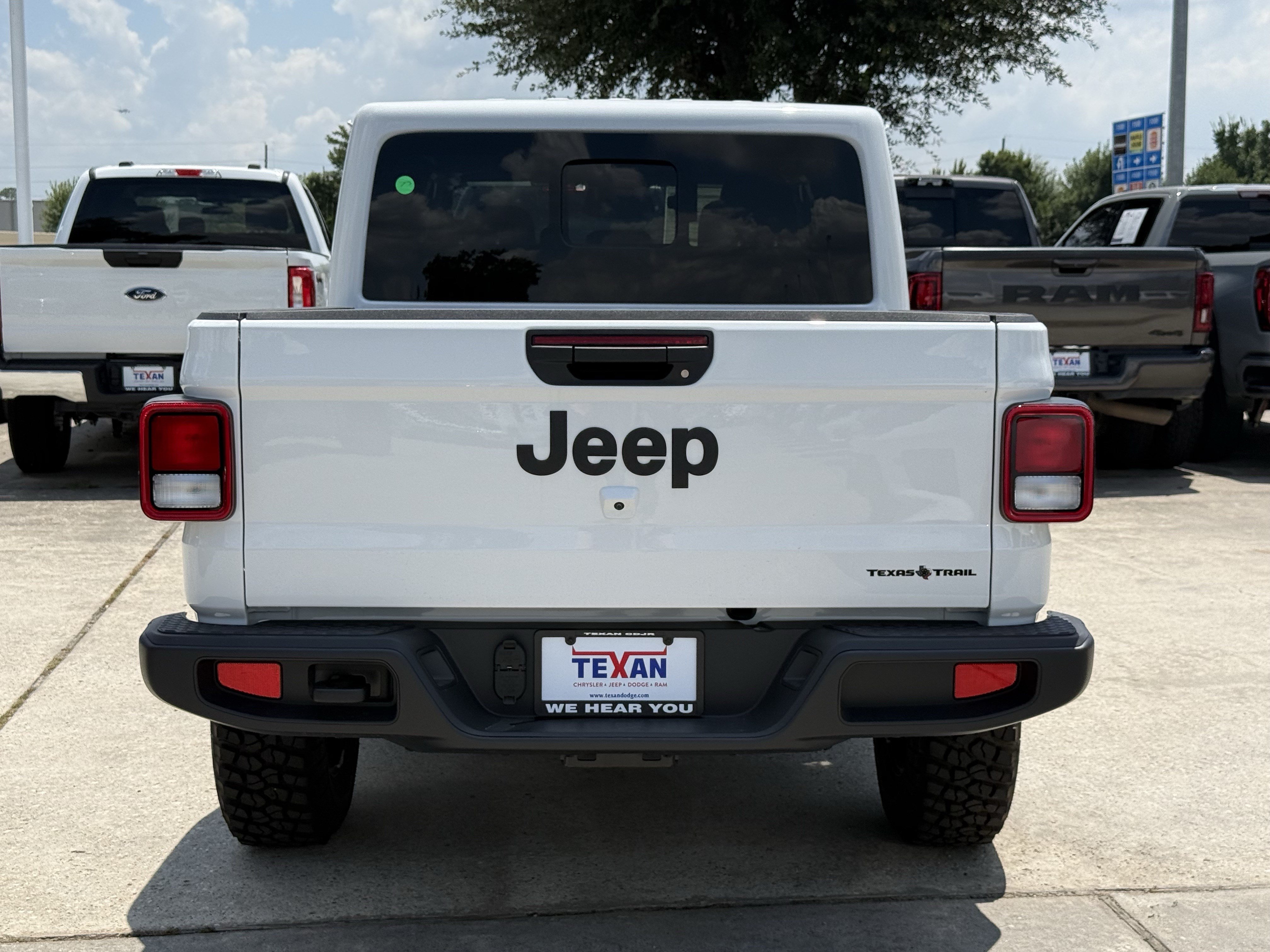 New 2026 Jeep Gladiator Sport AWD/4WD image 6