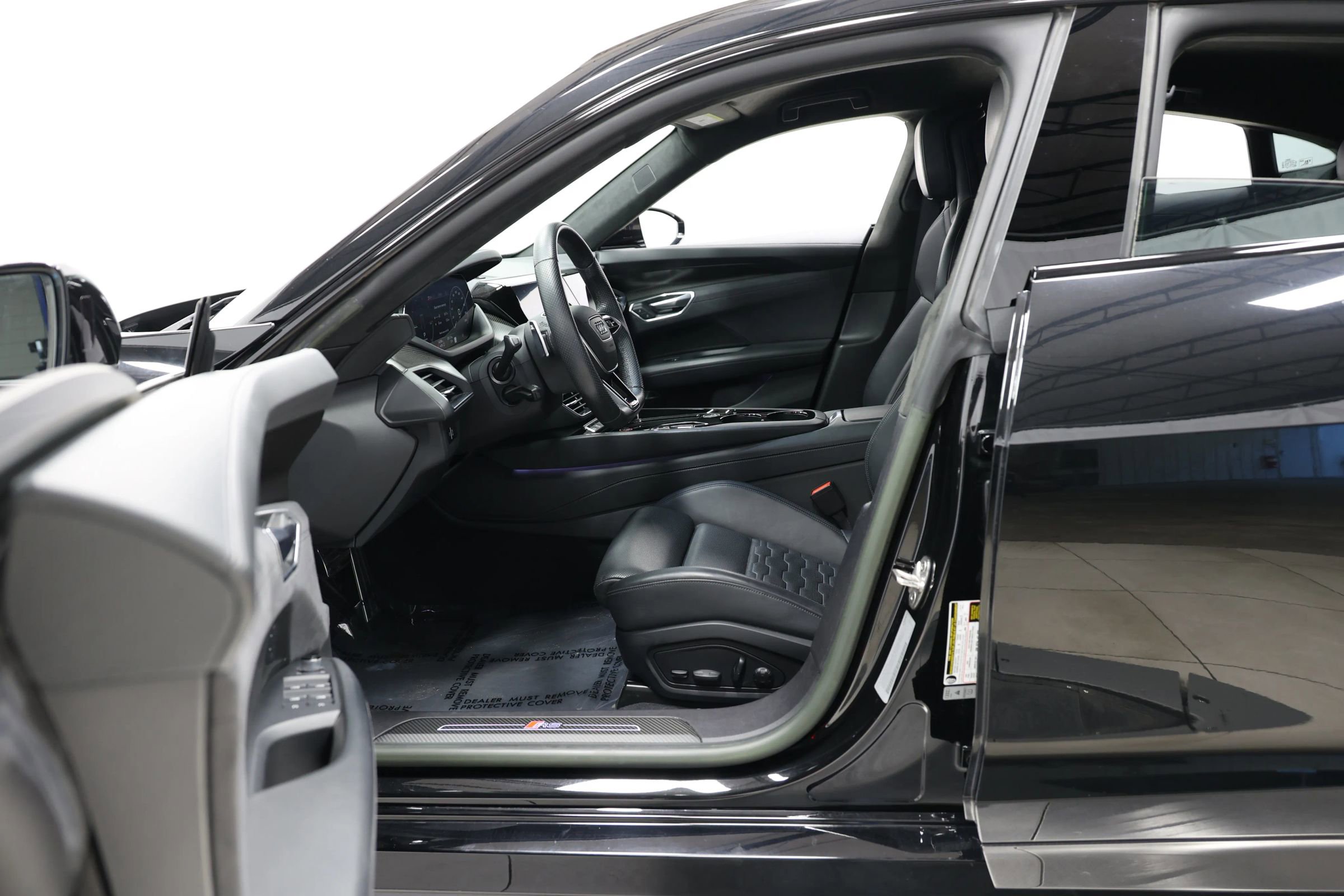 Used 2022 Audi RS e-tron GT w/ Carbon Performance Package image 15