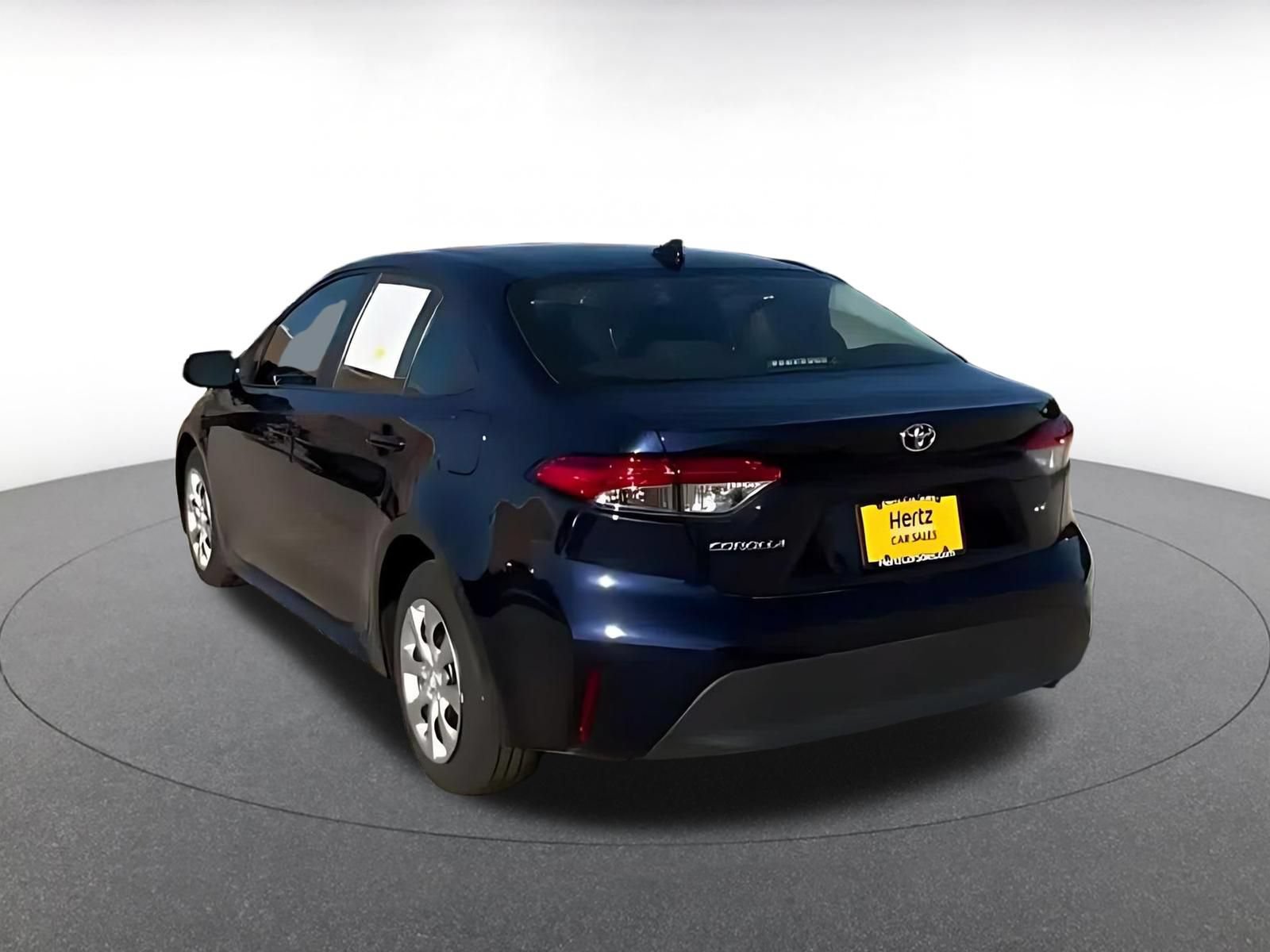 Used 2025 Toyota Corolla LE FWD image 10