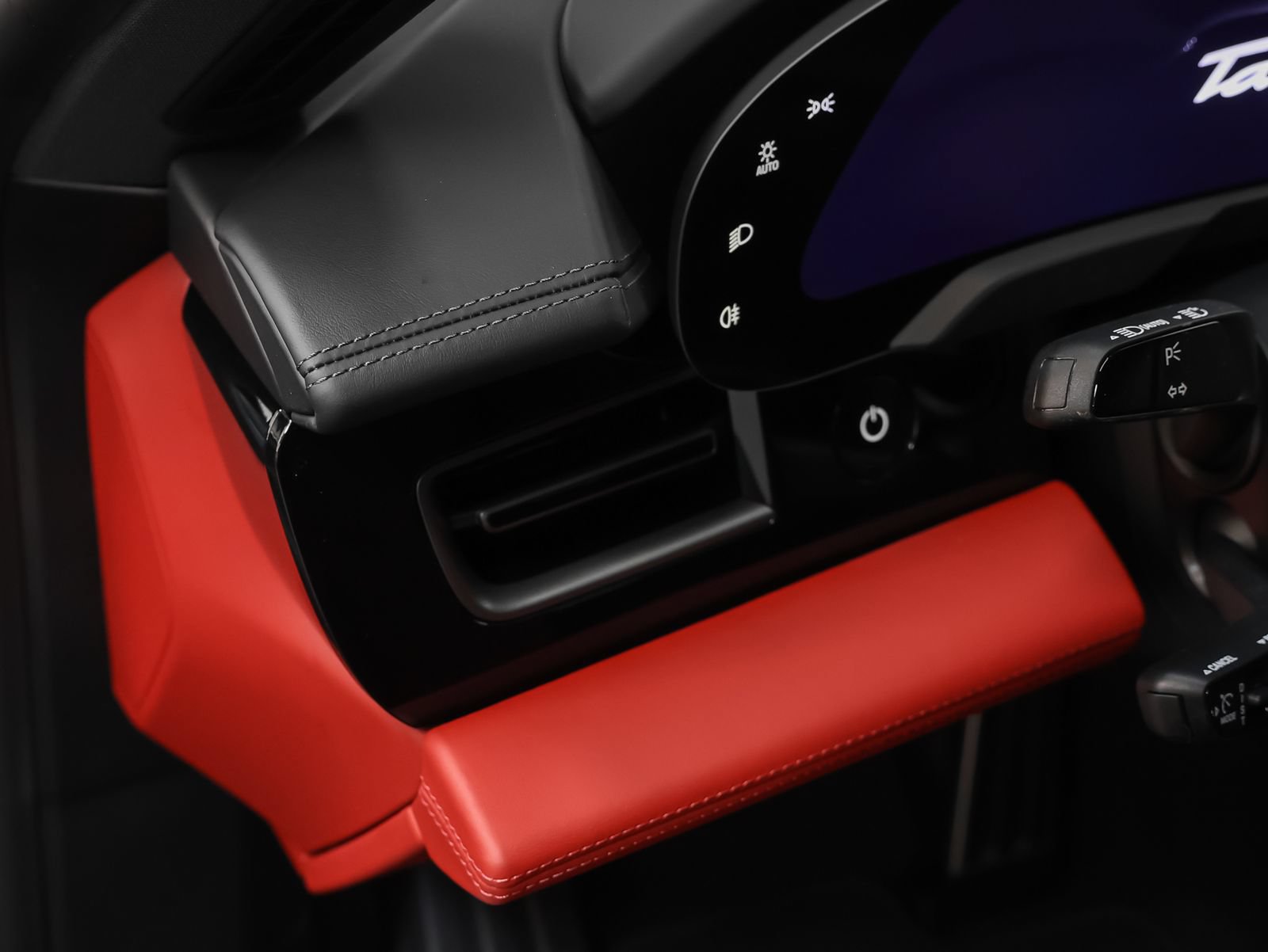 New 2026 Porsche Taycan RWD image 31