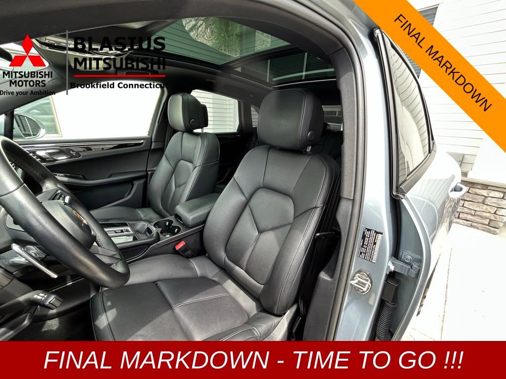 Used 2022 Porsche Macan image 16