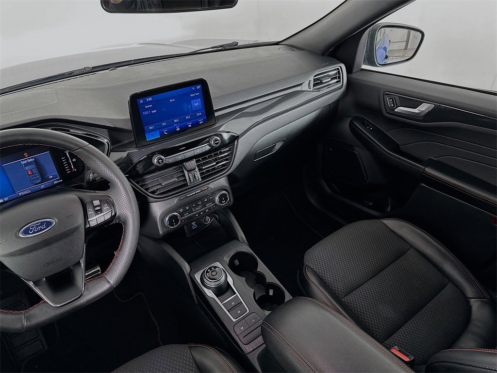 Used 2023 Ford Escape ST-Line image 24