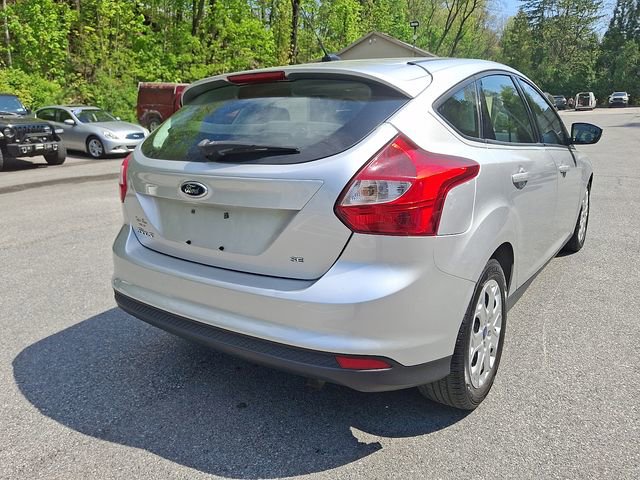Used 2012 Ford Focus SE w/ SE Winter Pkg FWD image 11