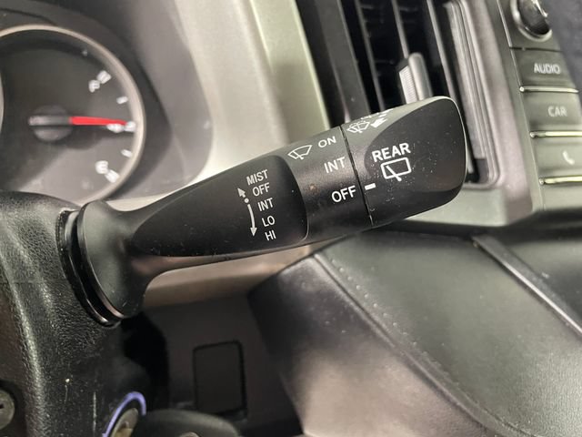 Used 2016 Toyota RAV4 LE AWD/4WD image 14