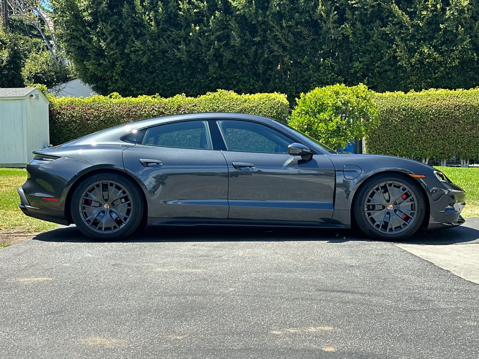New 2026 Porsche Taycan GTS AWD/4WD image 9