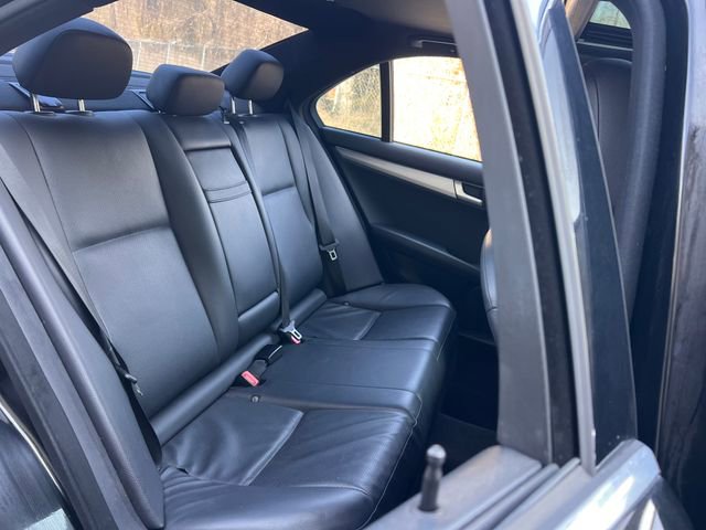 Used 2014 Mercedes-Benz C 250 Sedan image 27