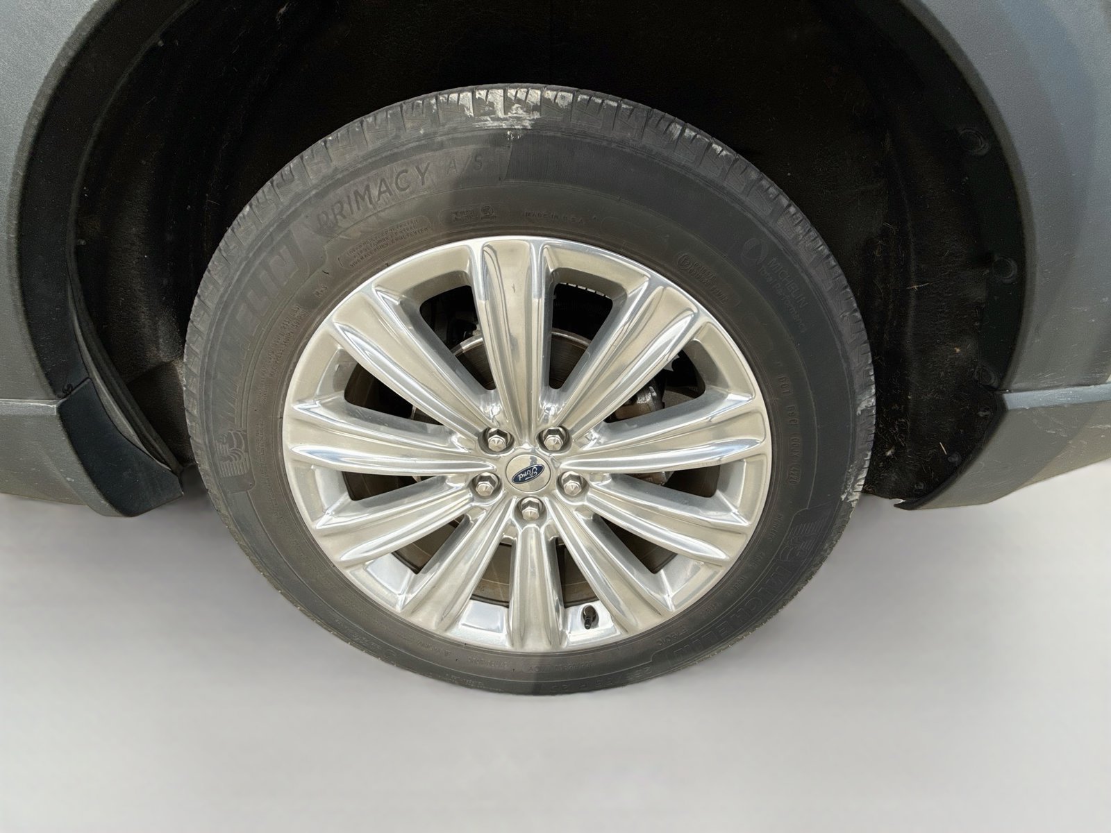 Used 2021 Ford Explorer Limited w/ Equipment Group 301A AWD/4WD image 9