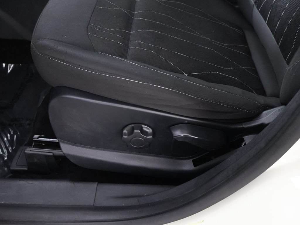 Used 2021 Ford EcoSport SE w/ SE Convenience Package FWD image 30
