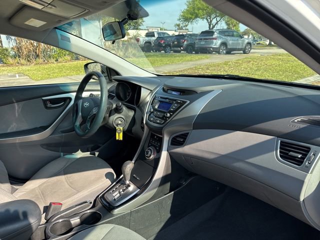 Used 2013 Hyundai Elantra GLS image 10