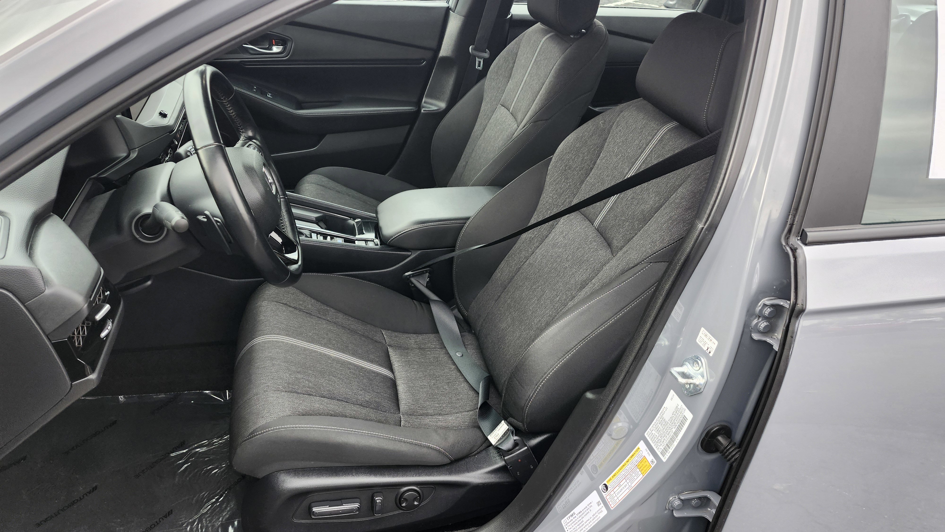 Used 2025 Honda Accord Sport image 26