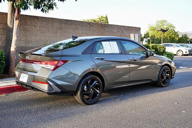 Certified 2026 Hyundai Elantra Sport FWD image 8