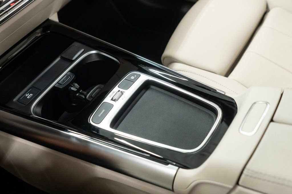 Used 2025 Mercedes-Benz GLA 250 4MATIC image 17