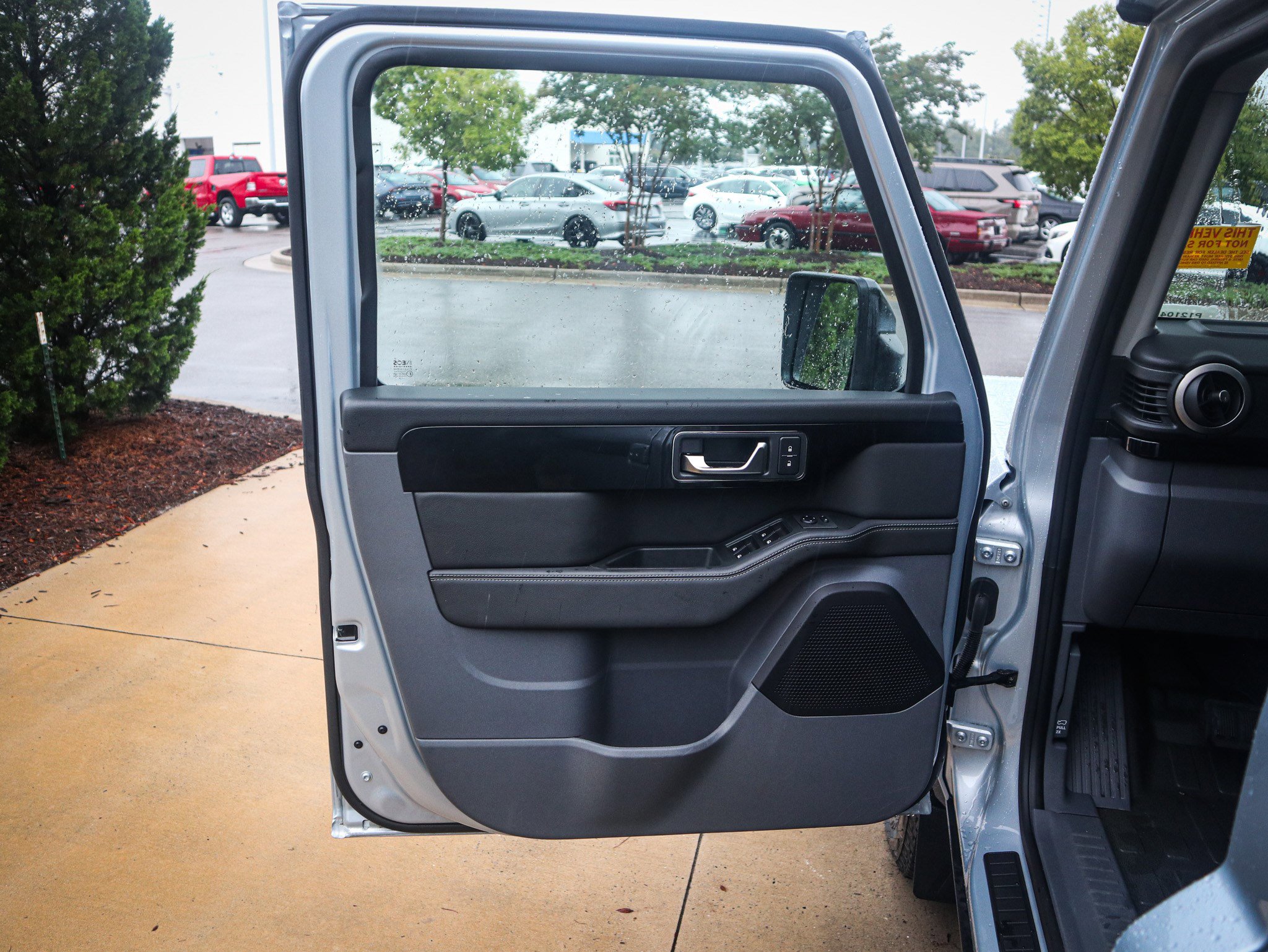 Used 2024 INEOS Grenadier image 14