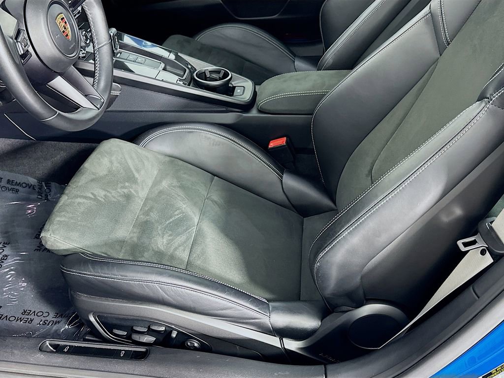 Used 2023 Porsche 911 Carrera 4 GTS image 21