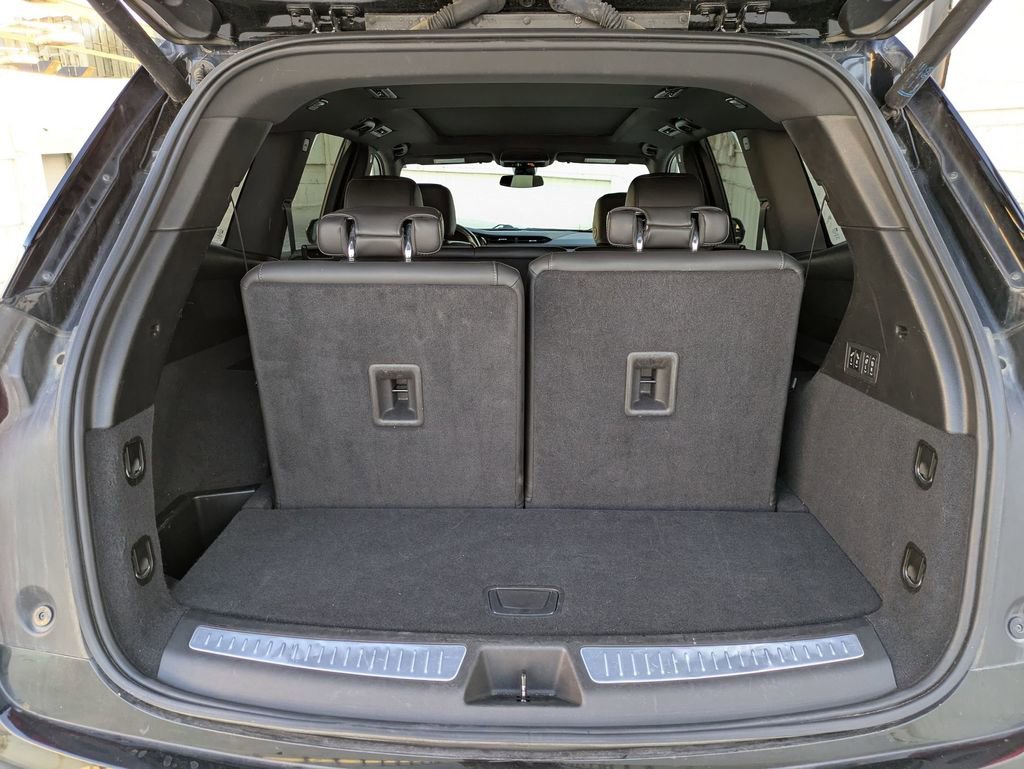 Used 2024 Cadillac XT6 Premium Luxury image 26