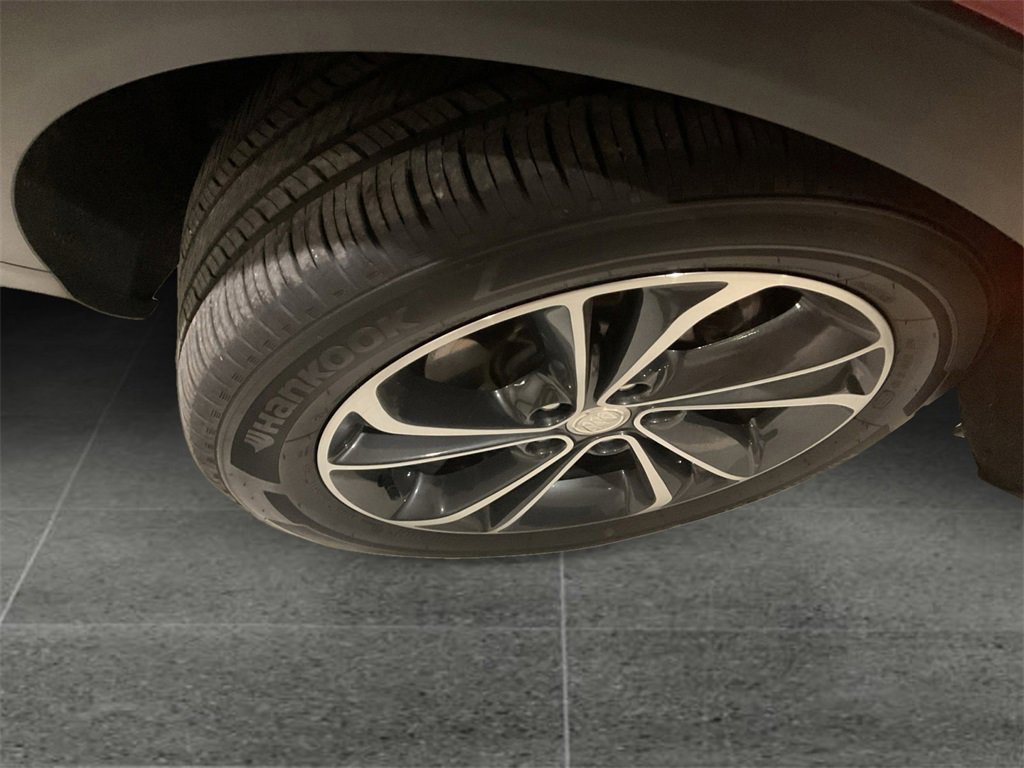 Used 2023 Buick Encore GX Select image 13