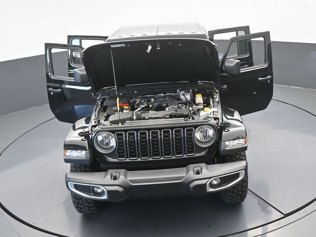 Used 2025 Jeep Gladiator Sport image 71