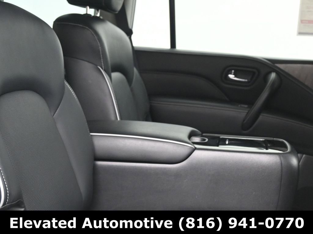 Used 2023 INFINITI QX80 Premium Select w/ All-Season Package image 11