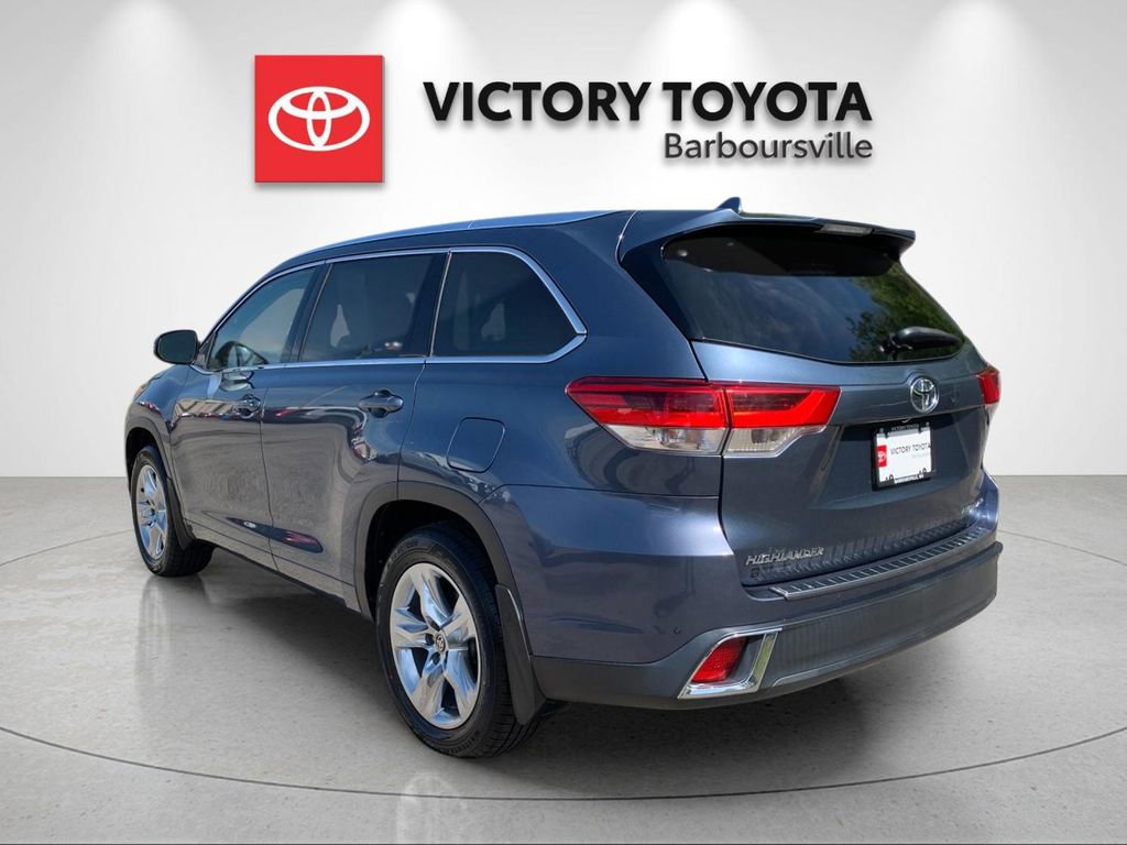 Used 2019 Toyota Highlander Limited image 3