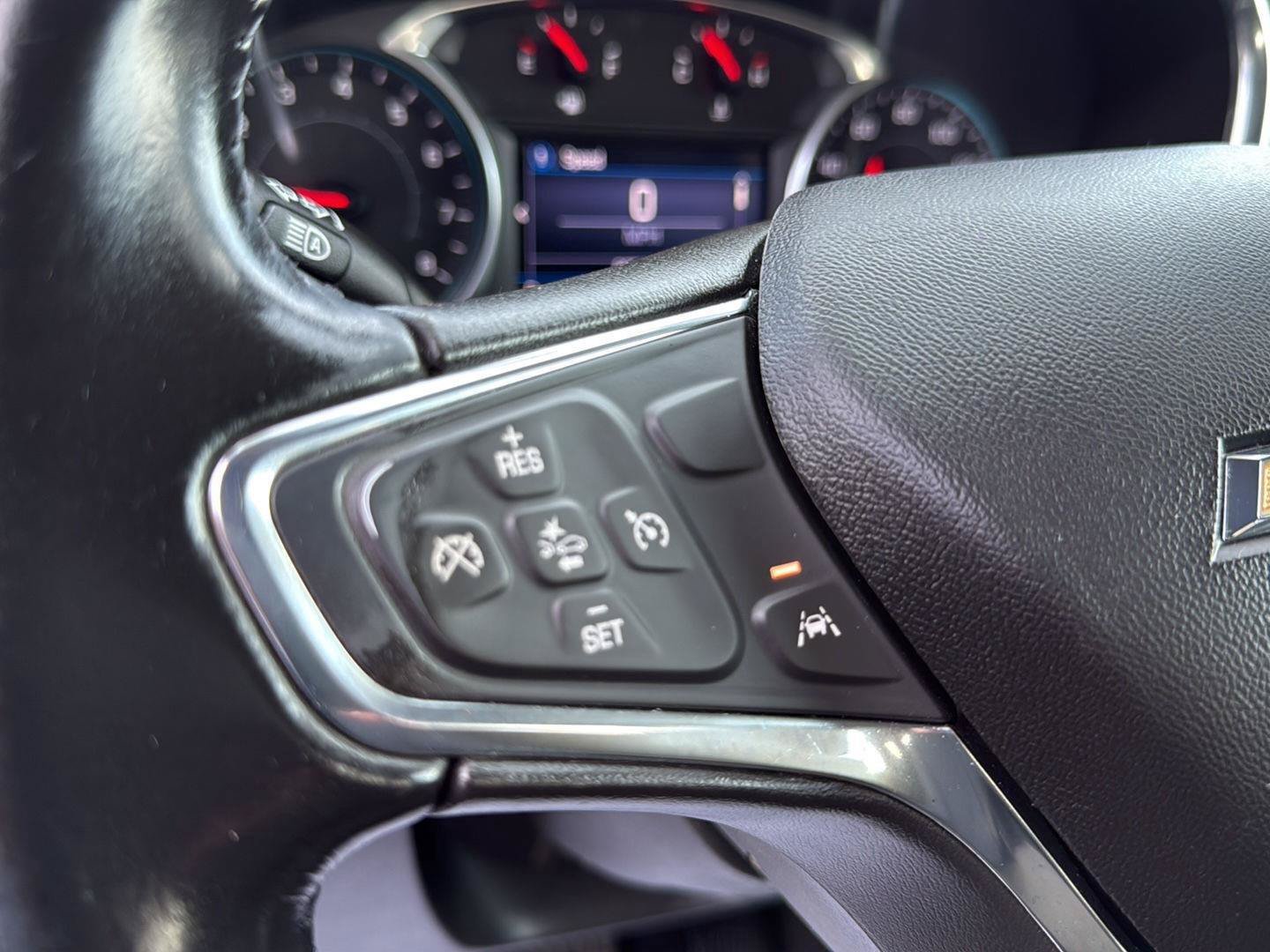 Used 2020 Chevrolet Equinox LT AWD/4WD image 15