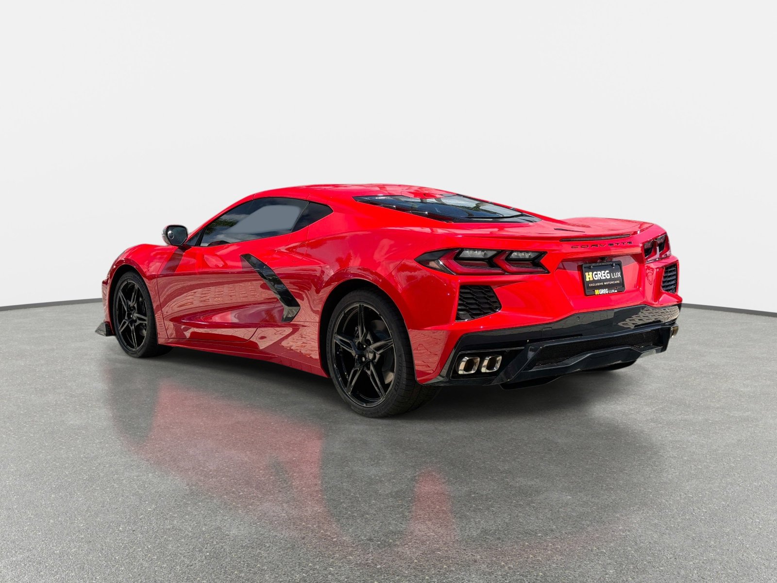 Used 2025 Chevrolet Corvette Stingray Preferred Cpe w/ Battery Protection Package RWD image 5