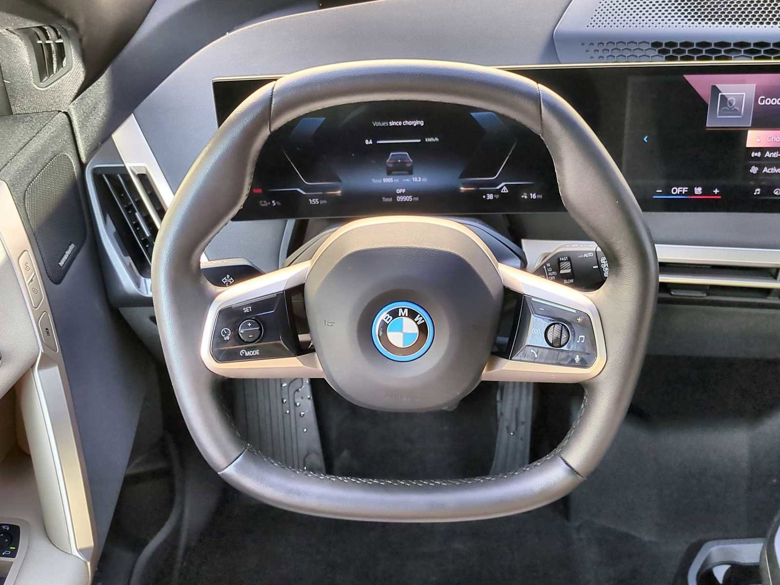 New 2025 BMW iX xDrive50 image 24