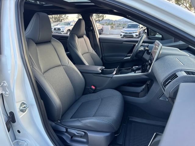 Used 2025 Toyota bZ4X XLE image 30