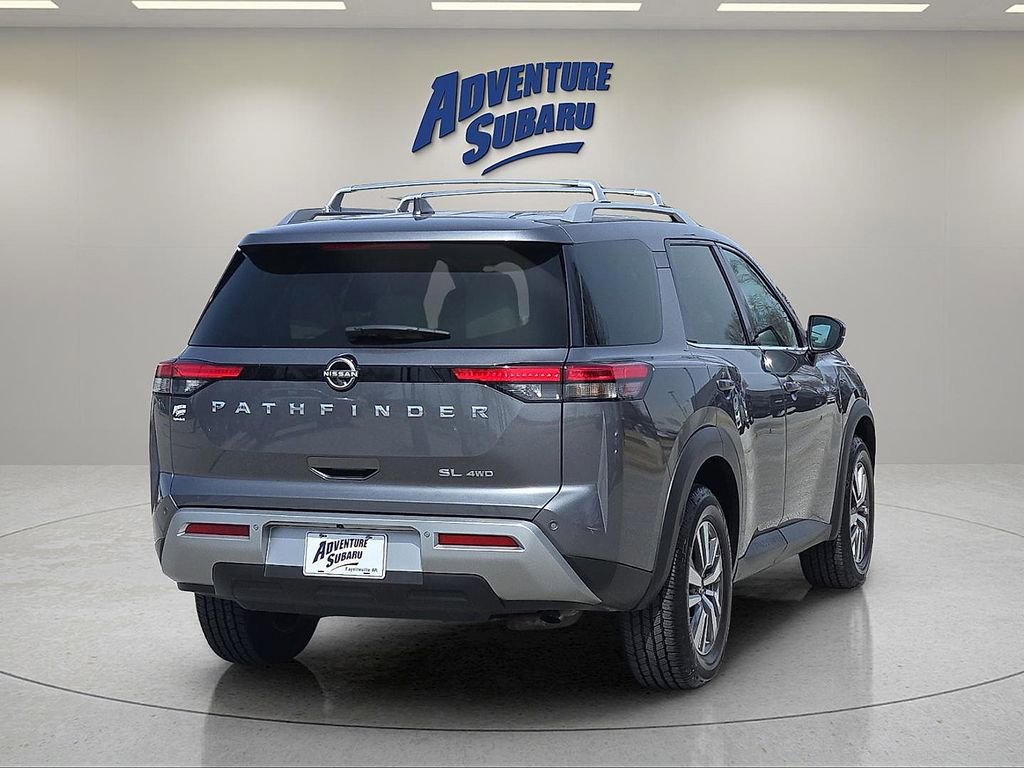 Used 2023 Nissan Pathfinder SL AWD/4WD image 6