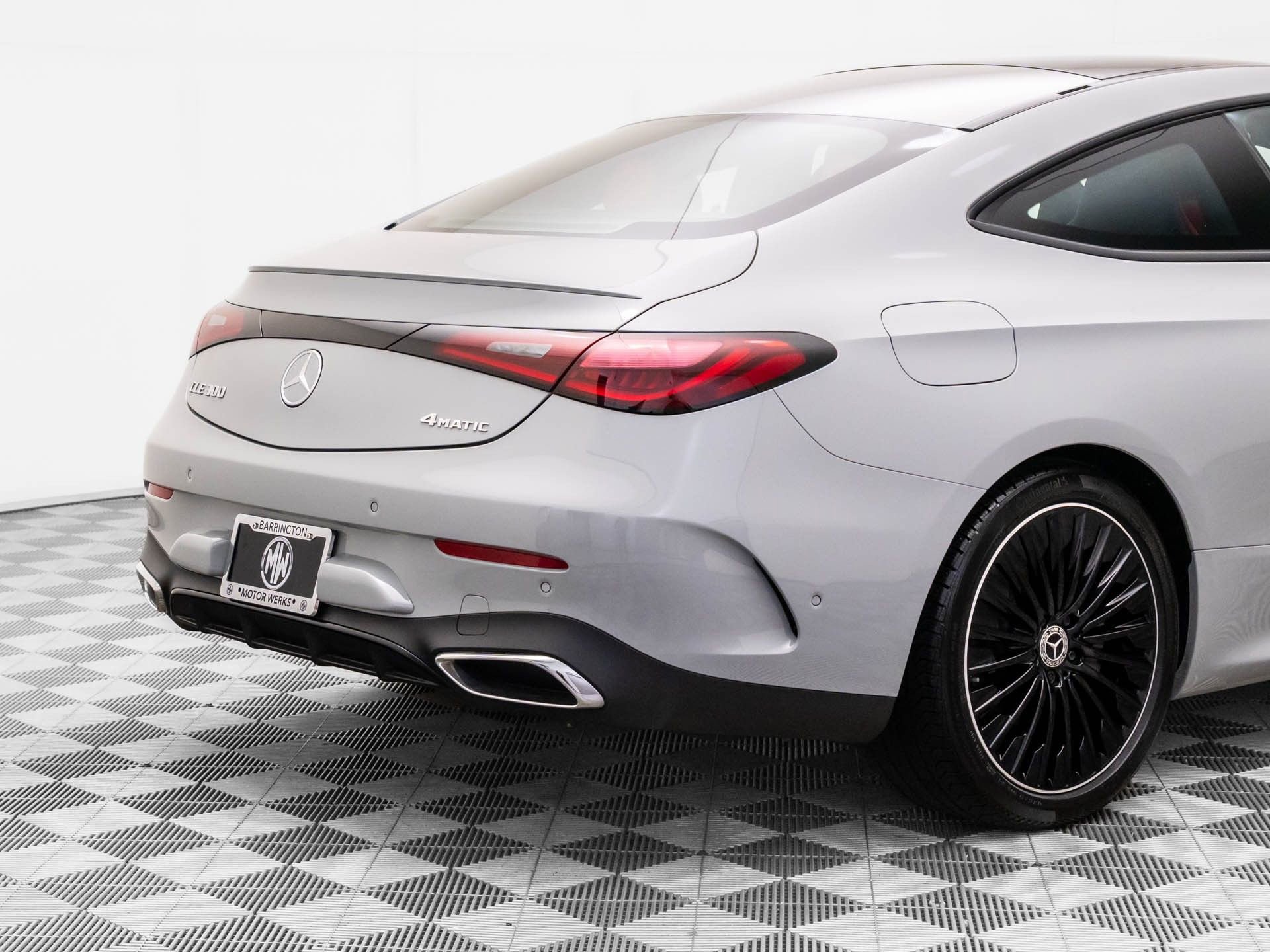 Used 2024 Mercedes-Benz CLE 300 4MATIC Coupe image 32