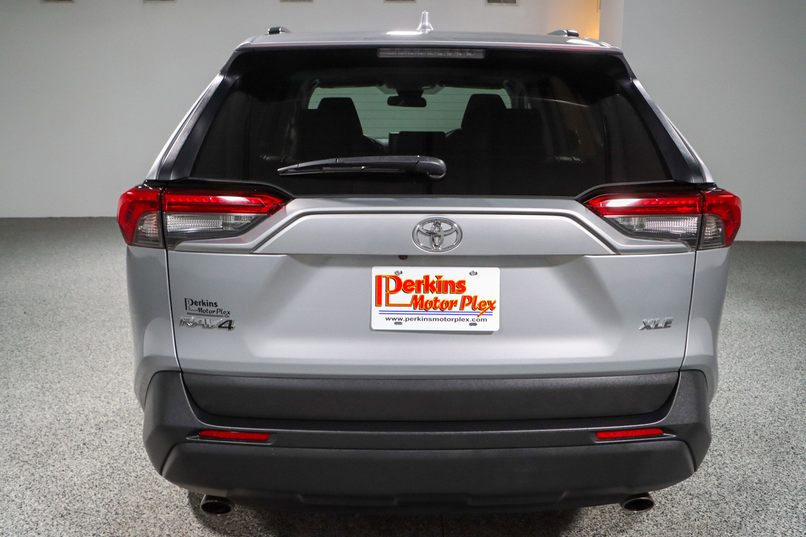 Used 2019 Toyota RAV4 XLE image 8