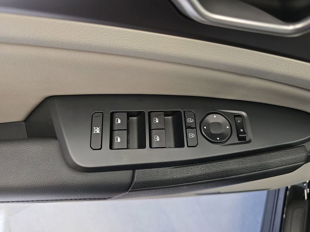 Certified 2026 Kia Sportage EX image 16