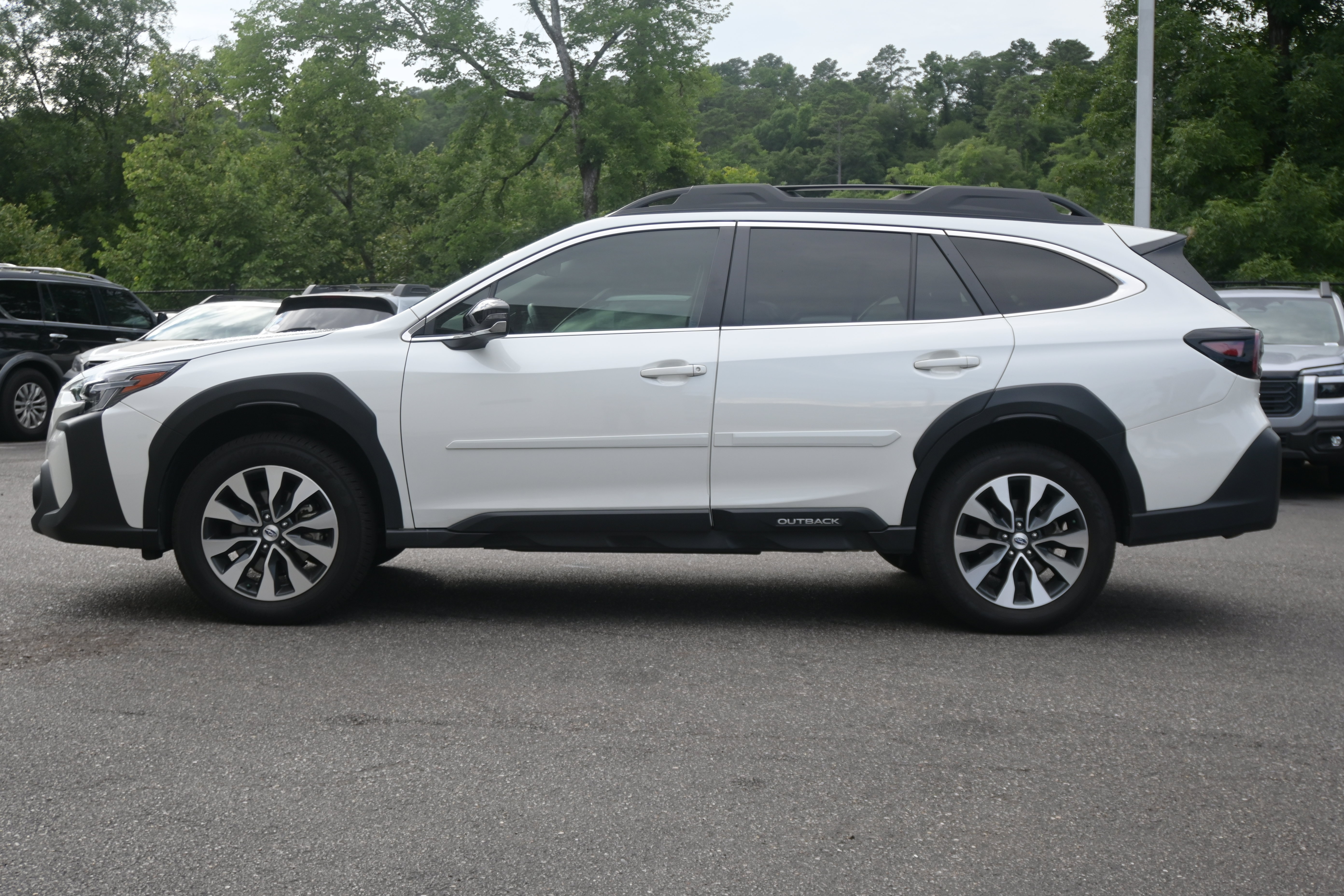 Used 2024 Subaru Outback Limited XT AWD/4WD image 6