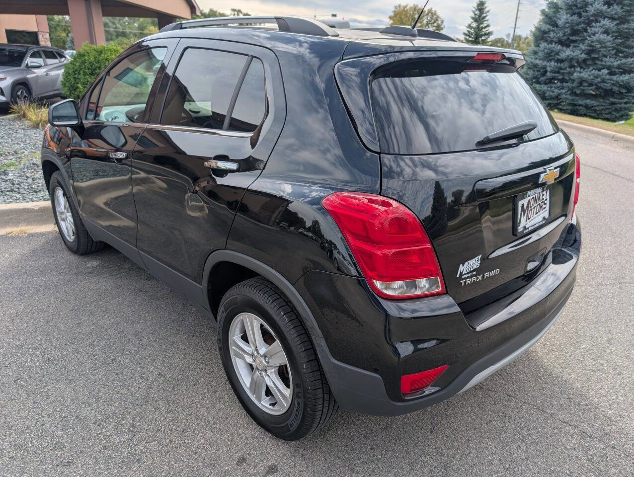 Used 2017 Chevrolet Trax LT w/ LT Convenience Package image 7