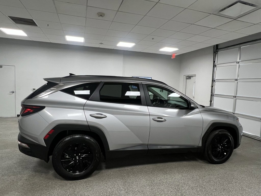 Used 2024 Hyundai Tucson Blue image 13