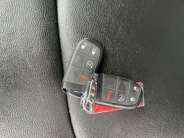 Used 2024 Jeep Compass Limited image 25