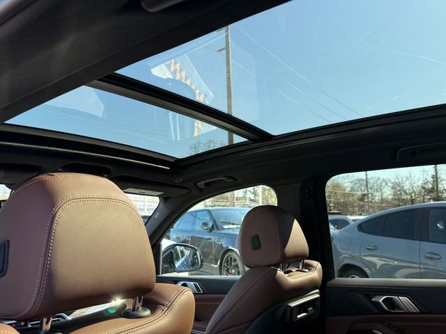 Used 2023 BMW X5 xDrive40i w/ Premium Package image 17