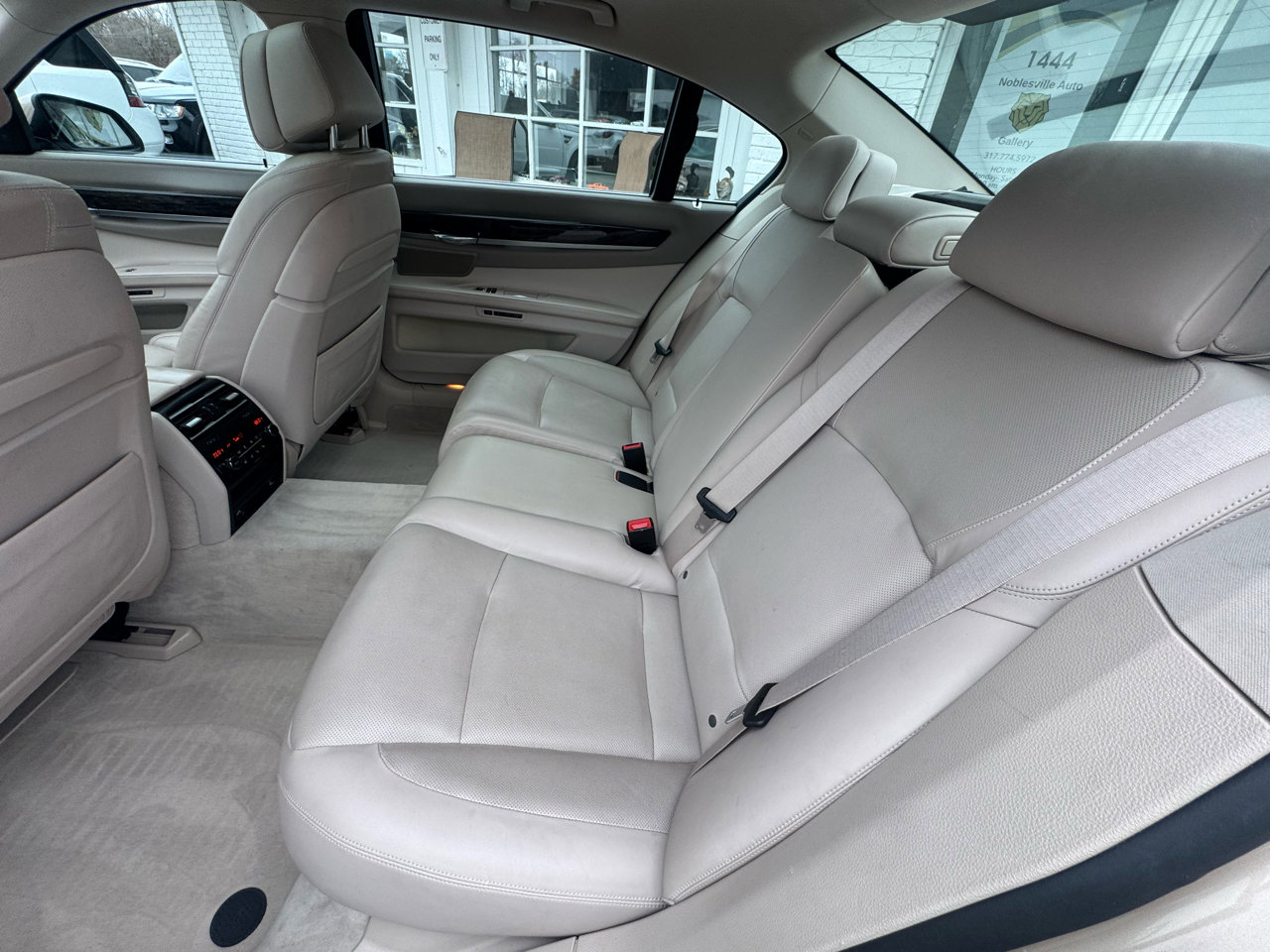 Used 2013 BMW 750Li image 13