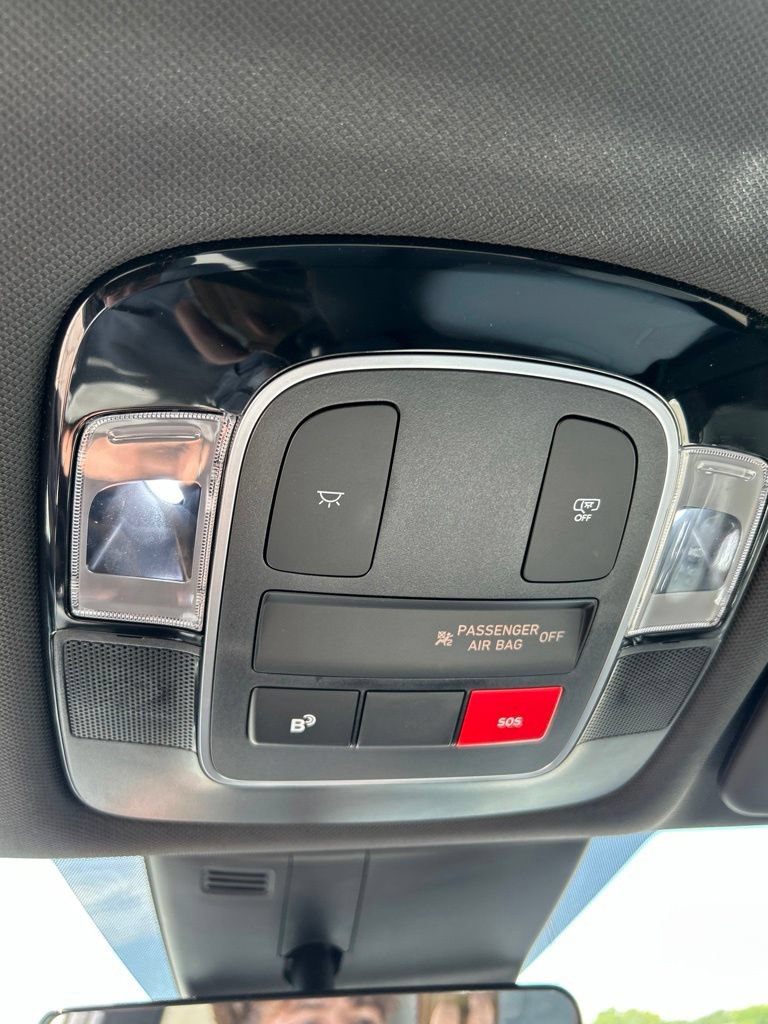 Used 2026 Hyundai Santa Cruz SEL AWD/4WD image 17