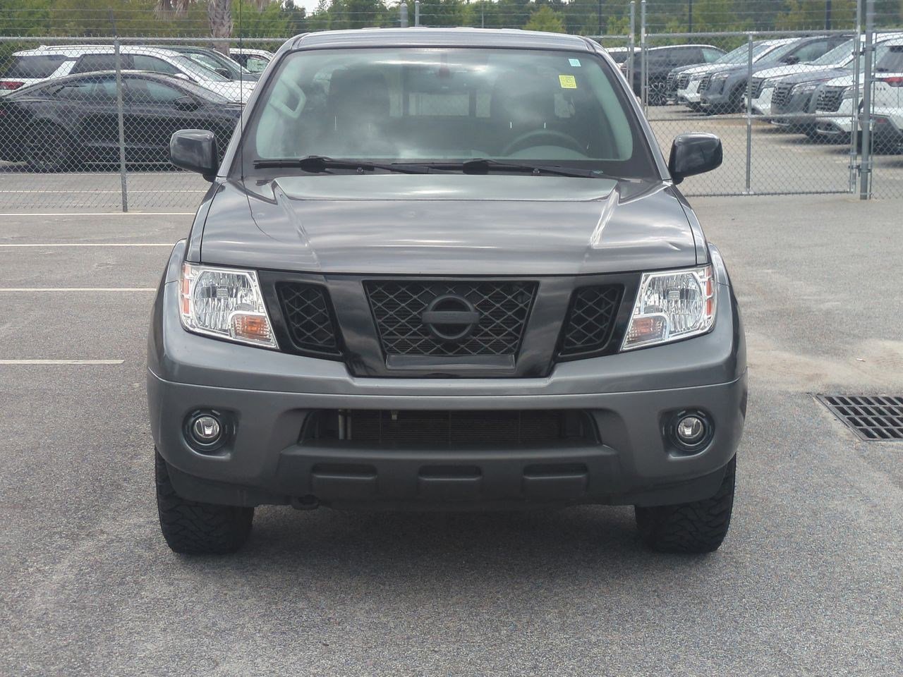 Certified 2021 Nissan Frontier SV w/ Midnight Edition Floor Mats AWD/4WD image 9