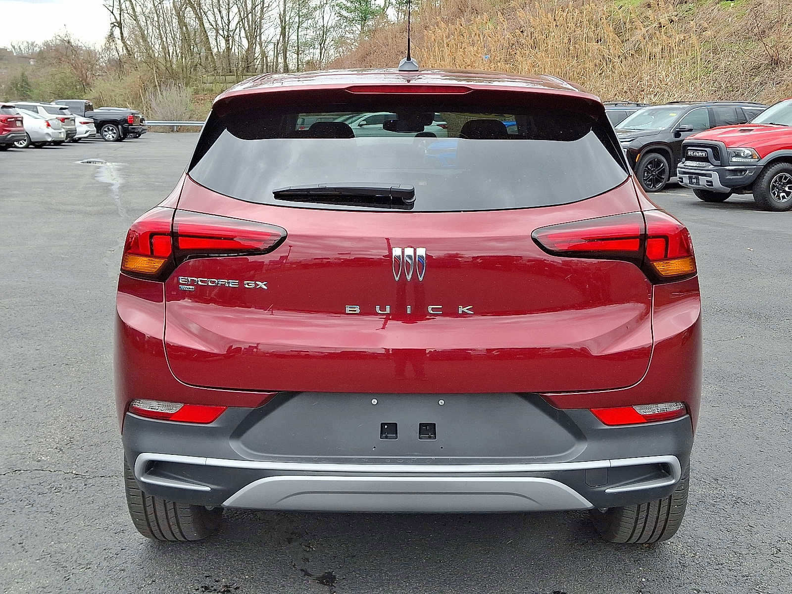 Used 2025 Buick Encore GX Preferred AWD/4WD image 5
