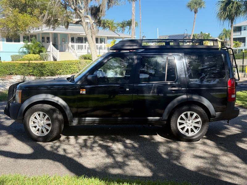 Used 2007 Land Rover LR3 SE AWD/4WD image 2