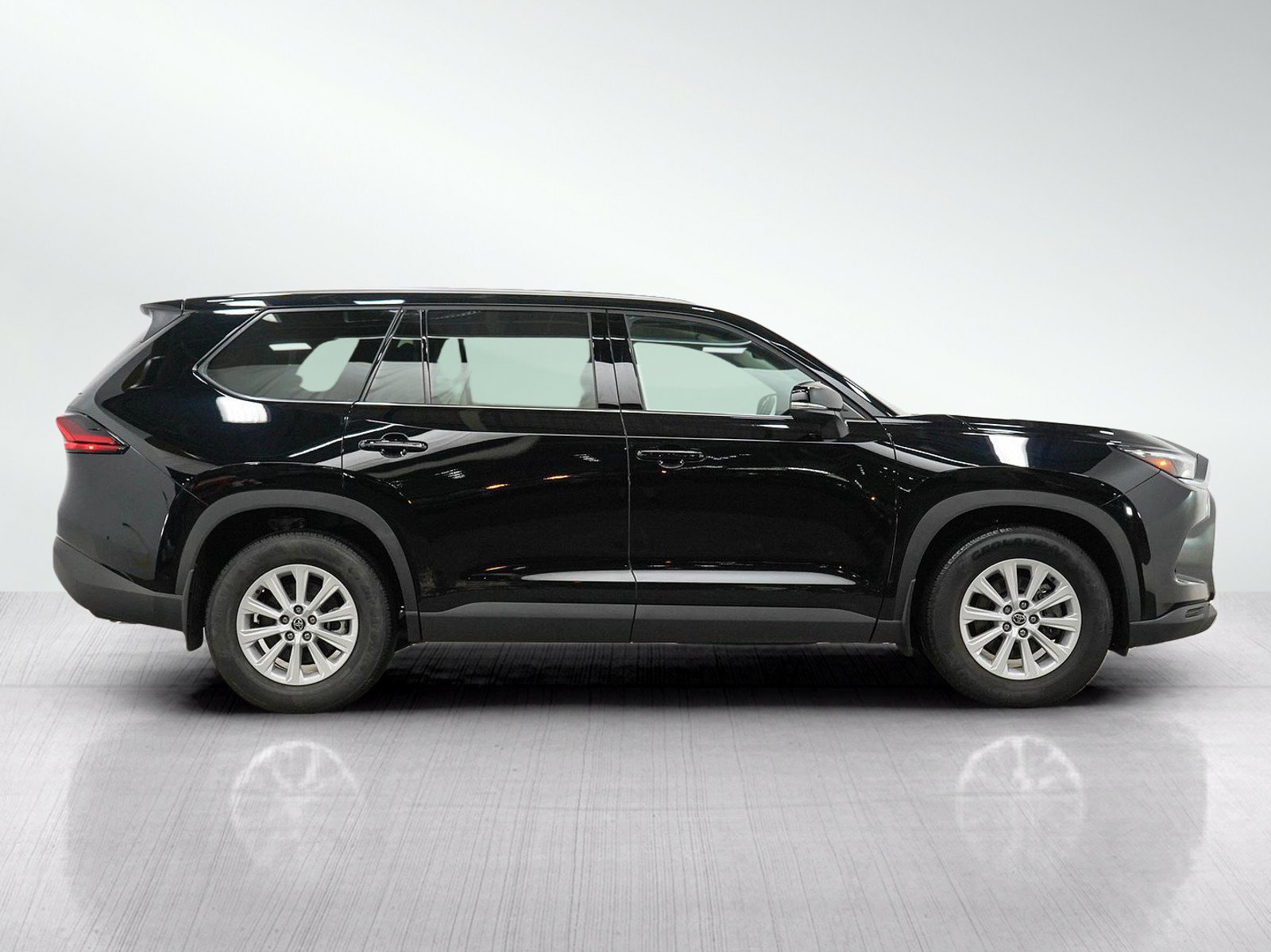 Used 2025 Toyota Grand Highlander AWD image 8