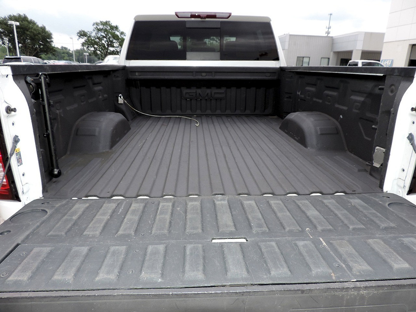 Certified 2021 GMC Sierra 2500 SLT w/ SLT Preferred Package AWD/4WD image 10