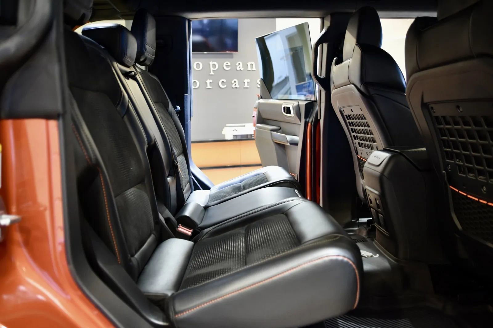 Used 2024 Ford Bronco Raptor w/ Interior Carbon Fiber Pack 6 image 27