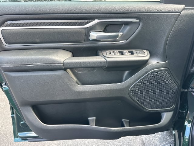 New 2027 RAM 1500 4x4 Crew Cab image 12