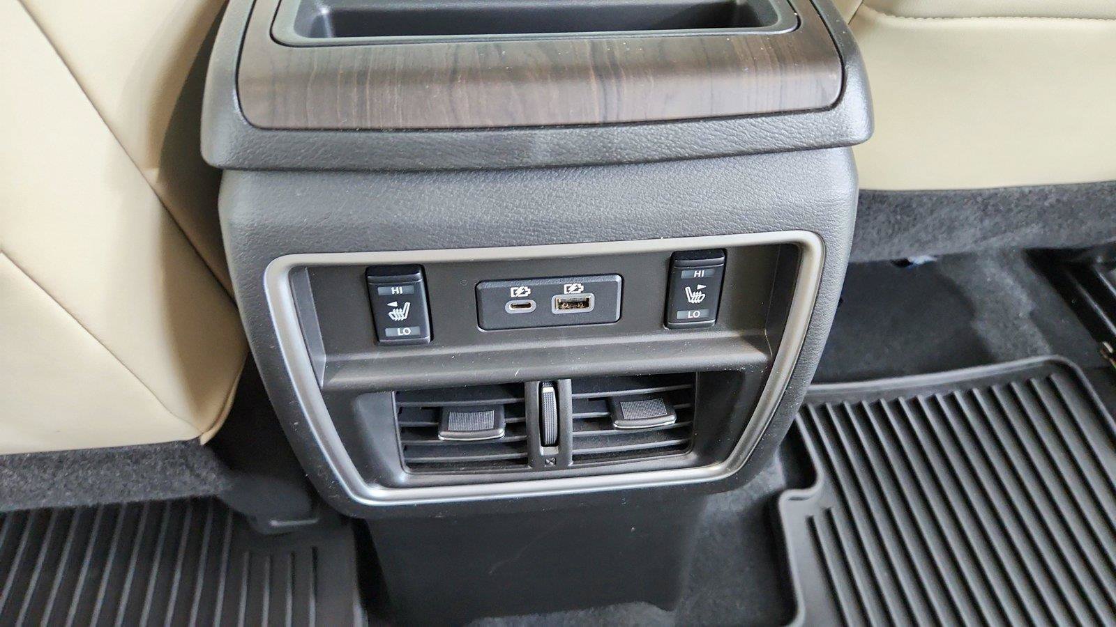 Used 2022 Nissan Murano Platinum w/ Cargo Package AWD/4WD image 23