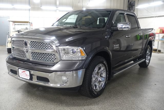 Used 2014 RAM 1500 Laramie w/ Convenience Group AWD/4WD image 3