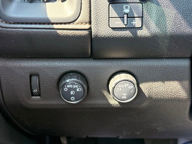 Used 2022 GMC Canyon AT4 w/ Trailering Package image 32