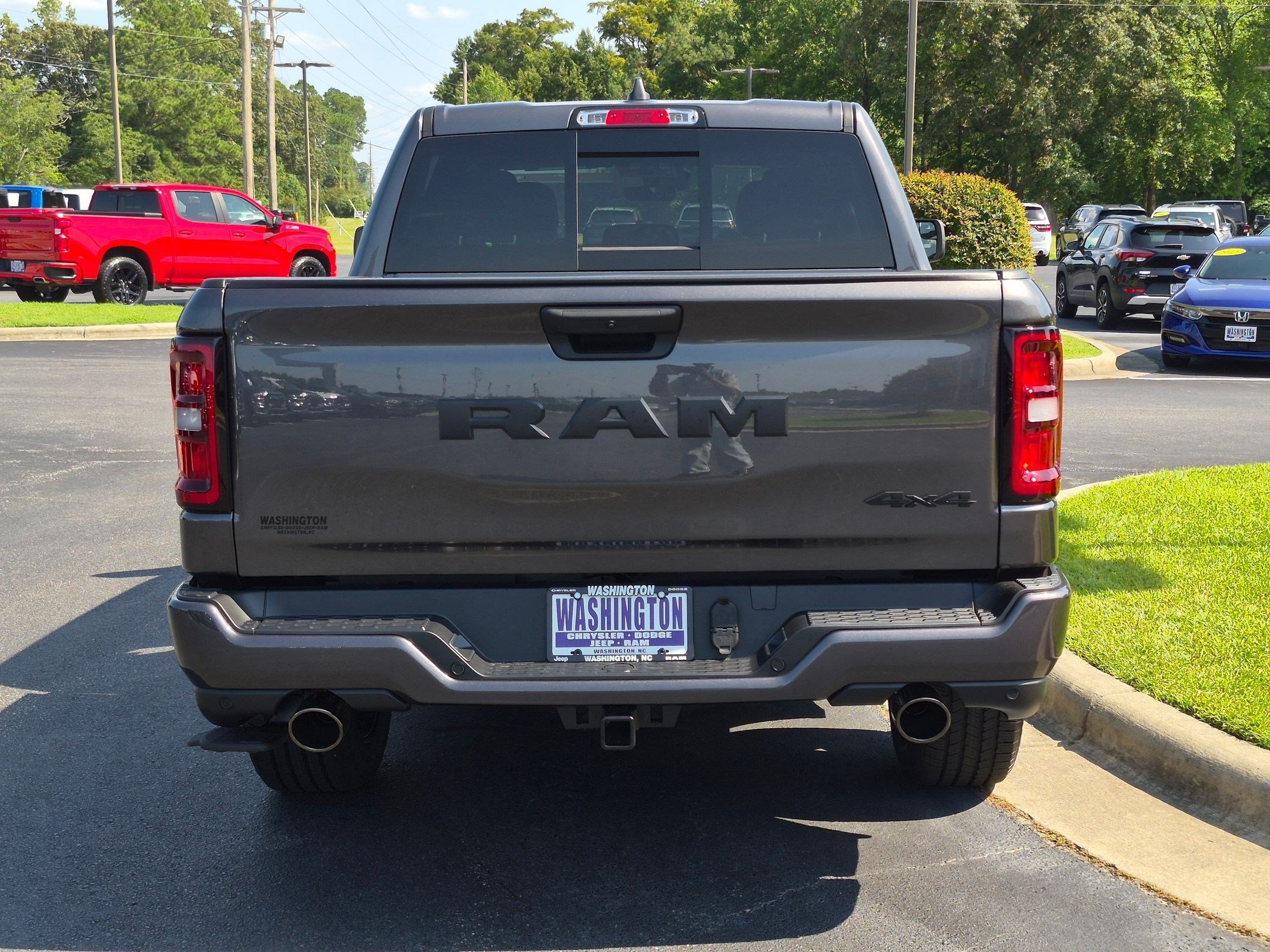 New 2026 RAM 1500 Express AWD/4WD image 6